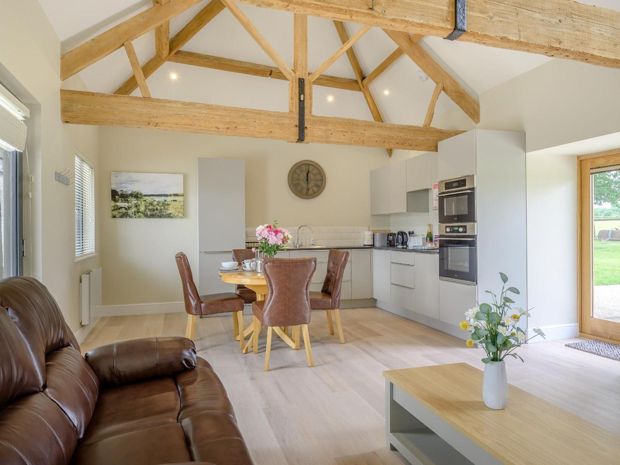 The Oak Villa Wingfield  Exterior photo